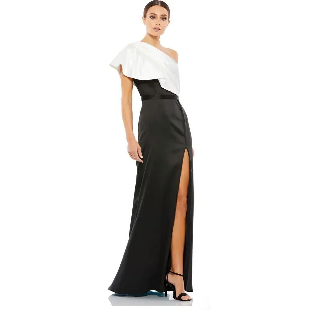 MAC DUGGAL 26599 One Shoulder Dress in Black & White NWT Size 4